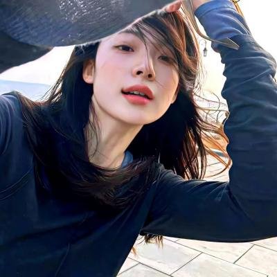 导演之子又出大瓜：出道颜值引争议，网友群嘲，一夜之间